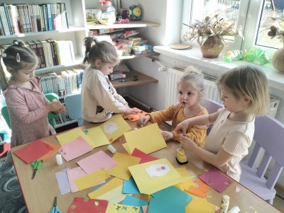 Miłe Małe Czwartki - Dzień Kobiet